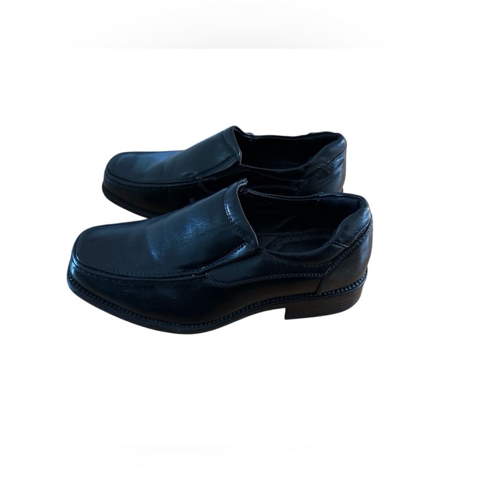 Robert David slip on black boys dress shoes size 2